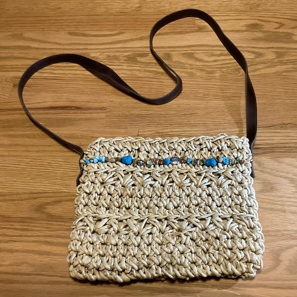 Beige Woven Shoulder Bag Purse Blue, Brown, Silver Accents. Brown Strap Zippered